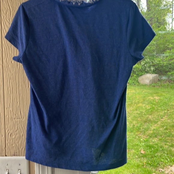 Women’s size M Ukranian shirt - Picture 4 of 6